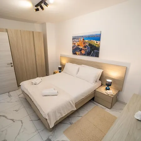 Lägenhet Sea Breeze, Spacious 2-bedroom Lux Seaside St. Paul's Bay