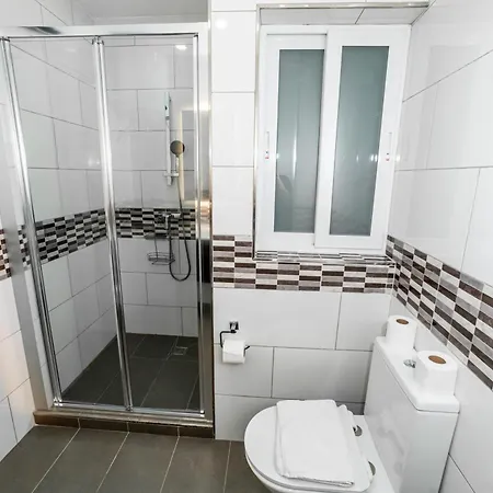 Apartmán Sea Breeze, Spacious 2-bedroom Lux Seaside *