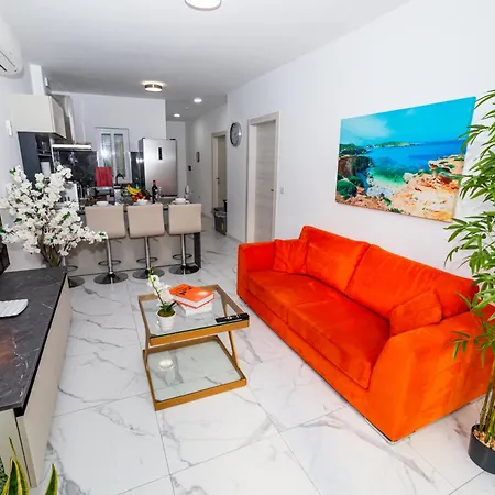 Sea Breeze, Spacious 2-bedroom Lux Seaside San Pawl il-Baħar