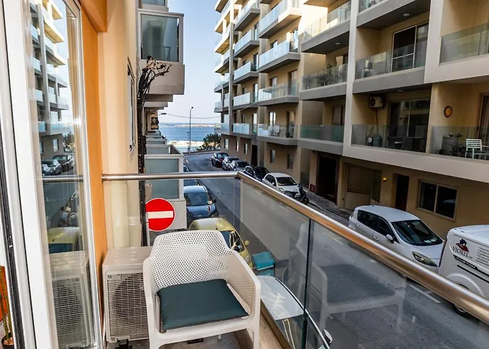 Διαμέρισμα Sea Breeze, Spacious 2-bedroom Lux Seaside