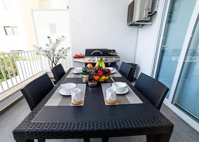 Διαμέρισμα Sea Breeze, Spacious 2-bedroom Lux Seaside Σεντ Πόλς Μπέι