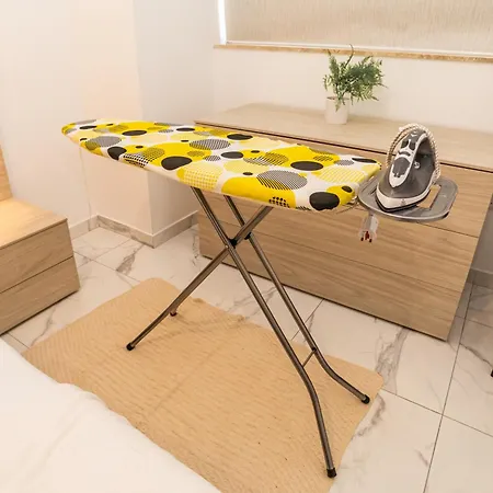 Sea Breeze, Spacious 2-bedroom Lux Seaside