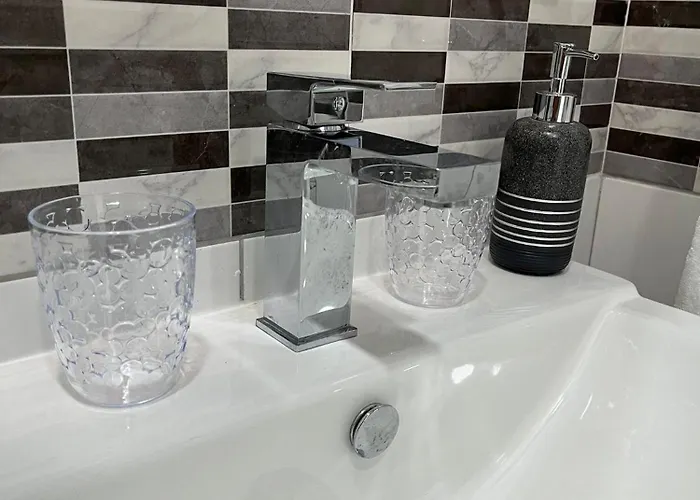 Sea Breeze, Spacious 2-bedroom Lux Seaside Σεντ Πόλς Μπέι